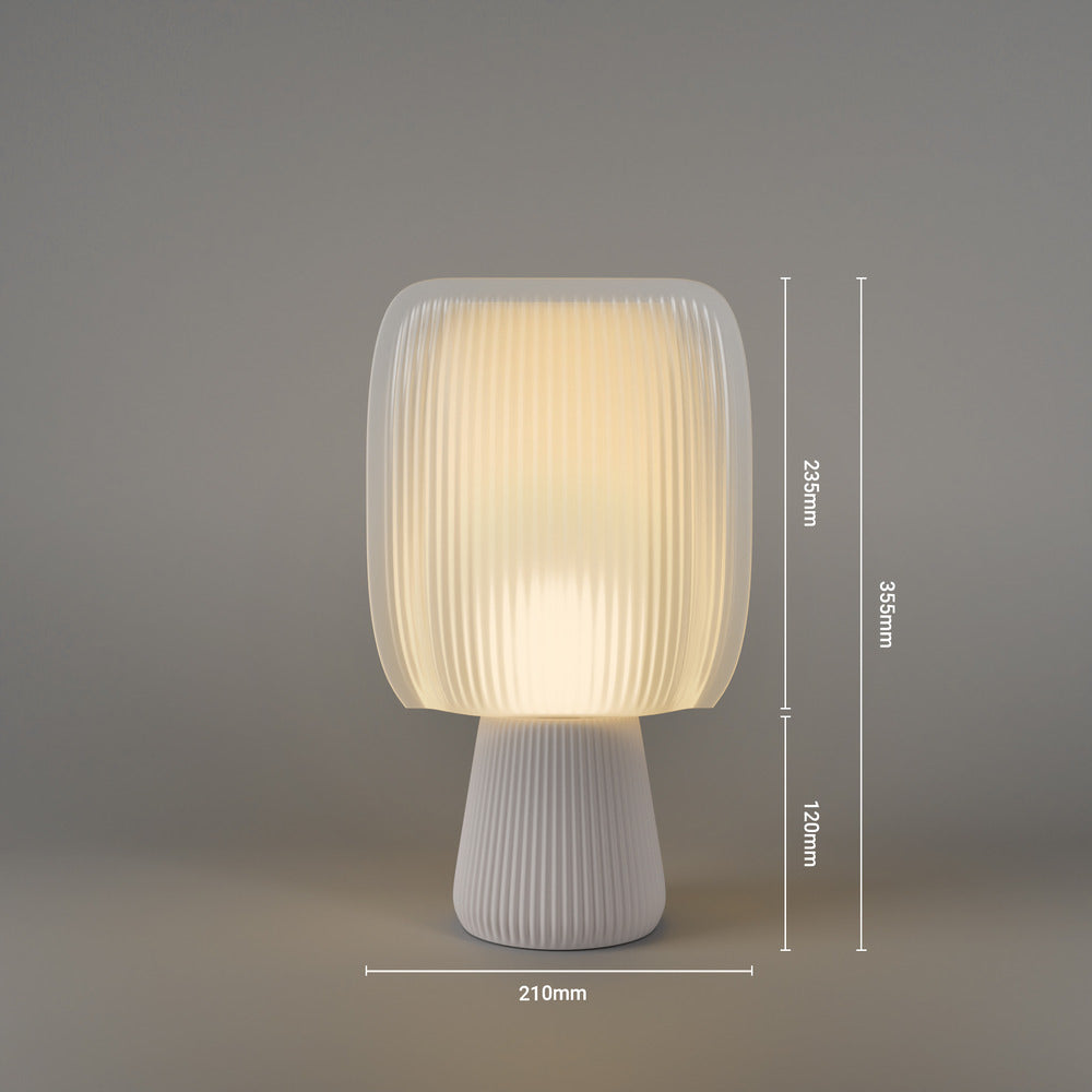 Kova Lamp